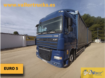 Lastbil med presenning DAF XF 105 460