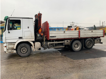 Lastbil med kran MERCEDES-BENZ Actros