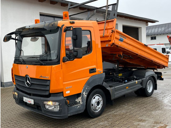 Tipvogn lastbil MERCEDES-BENZ Atego 823