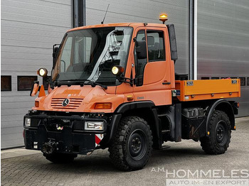 Lastbil UNIMOG U300