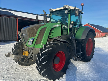 Traktor FENDT 828 Vario