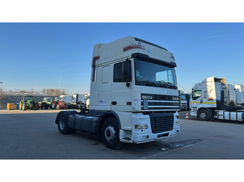 Trækker DAF 95 XF 430 (EURO 2 / BOITE MANUELLE / MANUAL GEARBOX / POMPE MANUELLE / MANUAL PUMP): billede 3