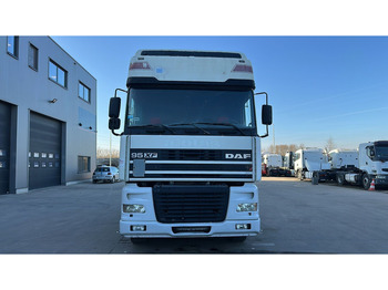 Trækker DAF 95 XF 430 (EURO 2 / BOITE MANUELLE / MANUAL GEARBOX / POMPE MANUELLE / MANUAL PUMP): billede 2