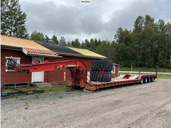 Nedbygget platform sættevogn