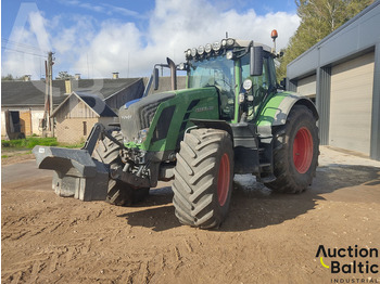 Traktor FENDT 828 Vario