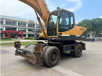 Hjulgravemaskine HYUNDAI R210W-9: billede 4