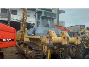 Bulldozer KOMATSU D85