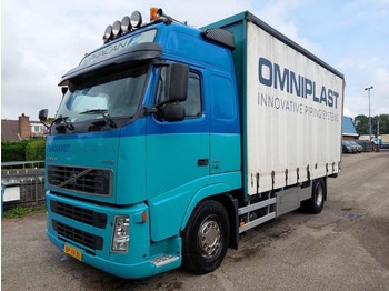 Lastbil med presenning VOLVO FH12 380