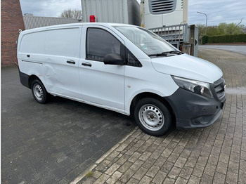 Små varebil MERCEDES-BENZ Vito 111