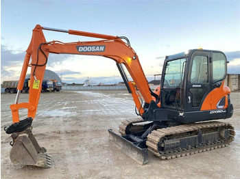 Minigravemaskine DOOSAN DX60