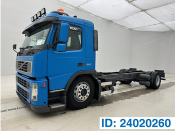 Lastbil chassis VOLVO FM9 260