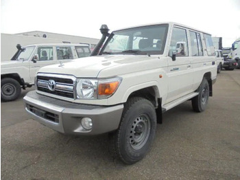 Bil TOYOTA Land Cruiser