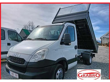 Ladbil med tip IVECO Daily 35c12