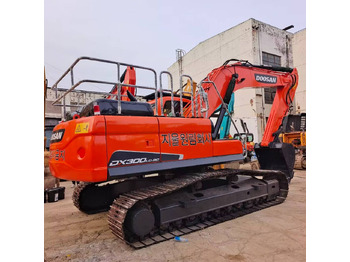 Bæltegravemaskine DOOSAN DX300