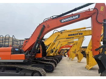 Bæltegravemaskine DOOSAN DX300LC