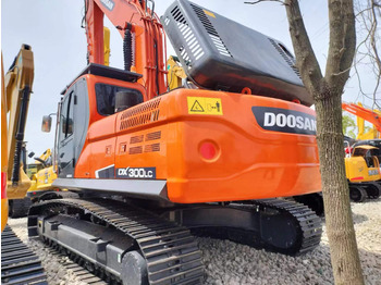 Bæltegravemaskine DOOSAN DX300