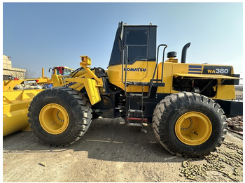 Gummihjulslæsser KOMATSU WA380