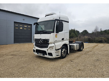 Trækker MERCEDES-BENZ Actros 1843