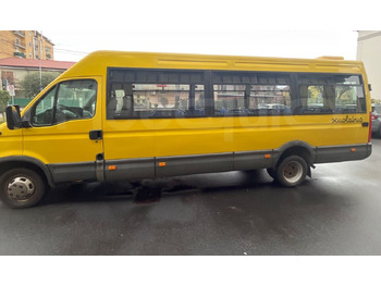 Minibus IVECO