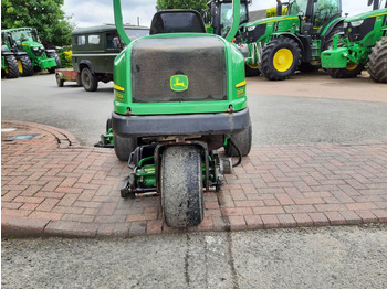 Leje en  John Deere 2500E greens triple mower John Deere 2500E greens triple mower: billede 3