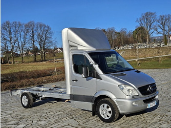 Lastbil chassis MERCEDES-BENZ Sprinter 319