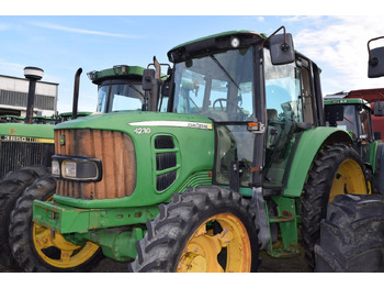 Traktor JOHN DEERE 6230