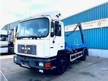 Liftdumper lastbil MAN M90