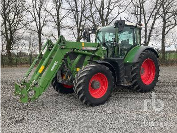 Traktor FENDT 718 Vario