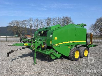 Rundballepresse JOHN DEERE C Series