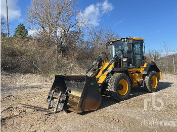 Gummihjulslæsser JCB 411