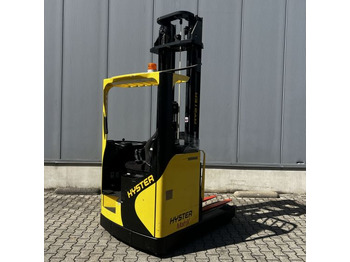 Reach truck HYSTER