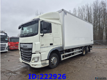 Isotermisk lastbil DAF XF 106 440