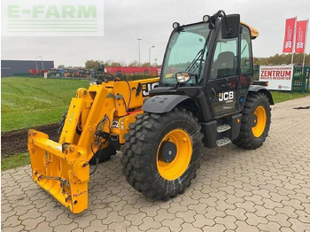 Teleskop truck JCB