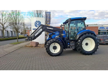 Traktor NEW HOLLAND T5