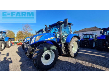 Traktor NEW HOLLAND T6.145