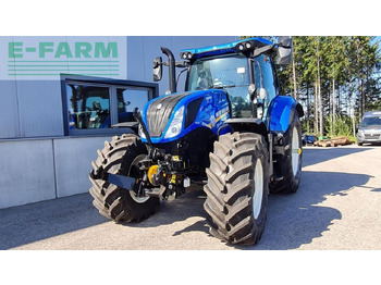 Traktor NEW HOLLAND T6