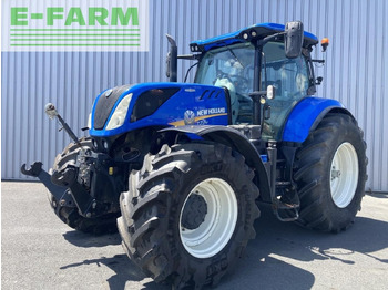 Traktor NEW HOLLAND T7.270