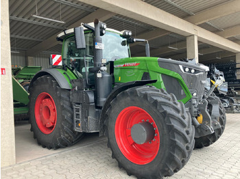 Traktor FENDT 942 Vario