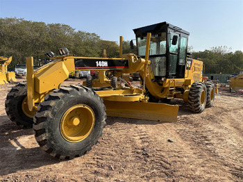 Grader CATERPILLAR 140H: billede 3