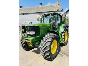 Traktor JOHN DEERE 6920