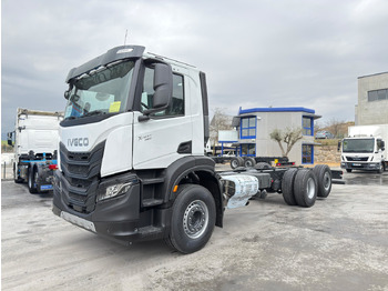 Lastbil chassis IVECO X-WAY