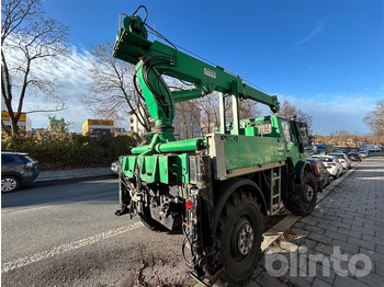 Lastbil med kran 1981 Daimler-Benz Unimog U 1700: billede 3