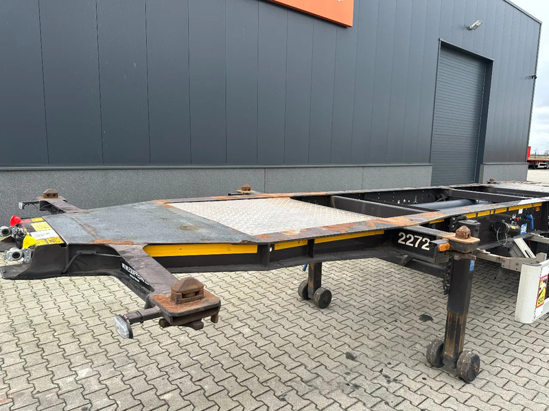 Containerbil/ Veksellad sættevogn Burg 20FT ADR (EX/II, EX/III, FL, AT) Chassis, Empty weight : 3.690kg, SAF INTRADISC, 2x Liftaxle, NL-chassis, APK/ADR: 04-2025: billede 8