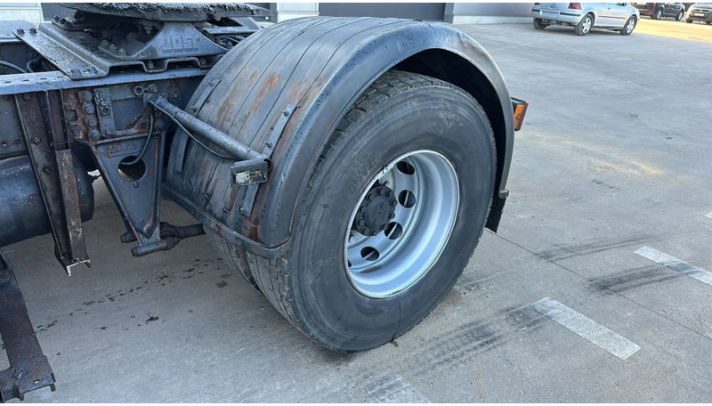 Trækker DAF 95 XF 430 (EURO 2 / BOITE MANUELLE / MANUAL GEARBOX / POMPE MANUELLE / MANUAL PUMP): billede 11