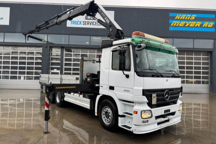 Leje en Mercedes-Benz Actros 2651 V8 Hiab 288-5  Mercedes-Benz Actros 2651 V8 Hiab 288-5: billede 6