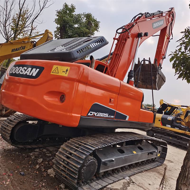 Bæltegravemaskine Doosan DX225: billede 10