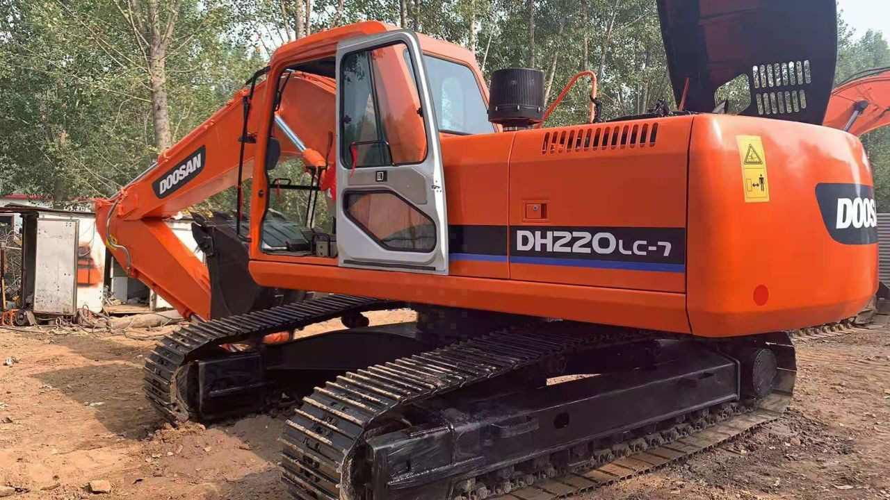 Bæltegravemaskine Doosan DH220LC-7: billede 9