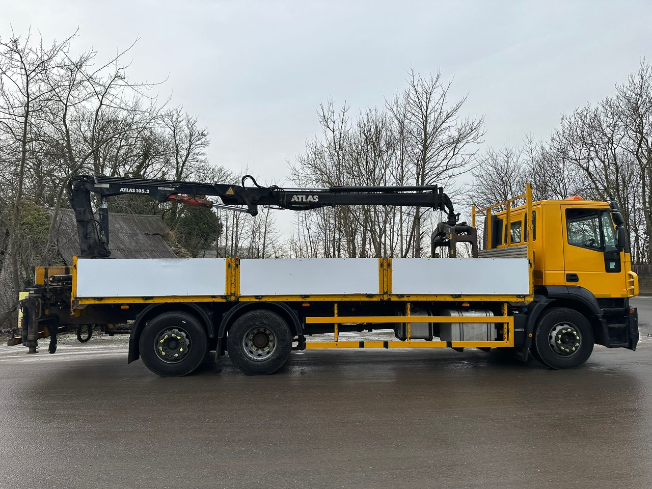 Lastbil med lad 2013 Iveco Strails Dropside/Crane Truck: billede 16