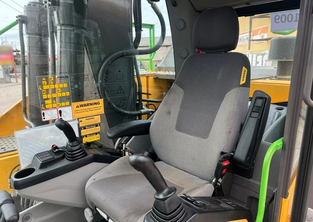 Bæltegravemaskine Volvo EC220EL LONG |2015 rok | 175 Km: billede 17