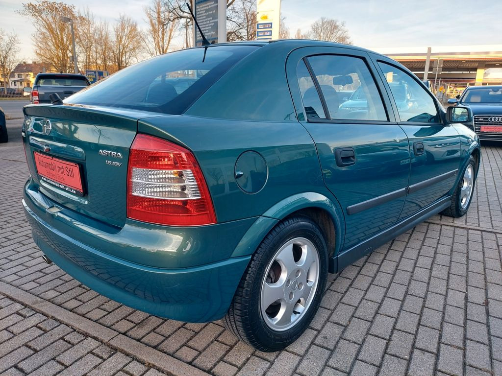 Bil Opel Astra 1.6 16V 5 Türer Limousine TüV: billede 8